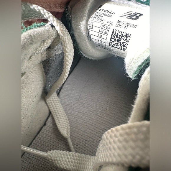 New Balance sneakers - Picture 4 of 7